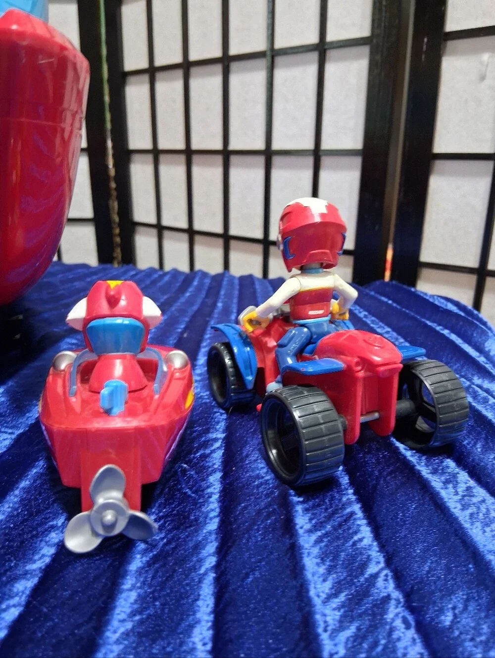 PAW Patrol Red Rescue Boat Toy with - Light and Sounds